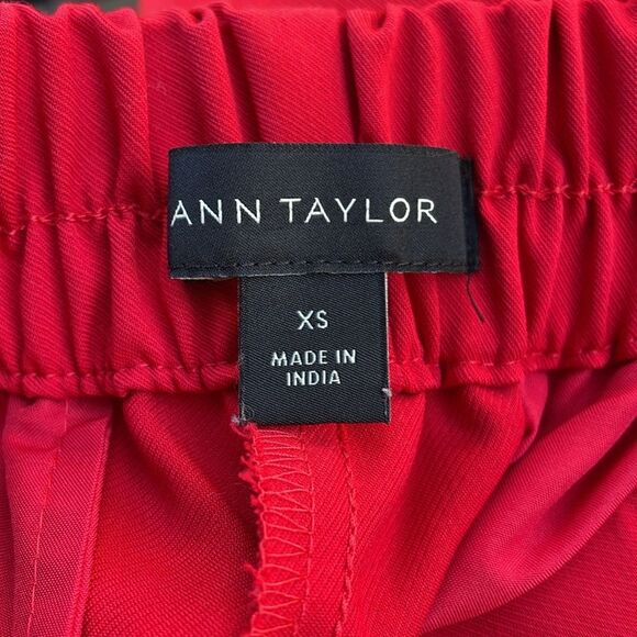 Ann Taylor Pintucked Red Pants XS - Picture 6 of 7